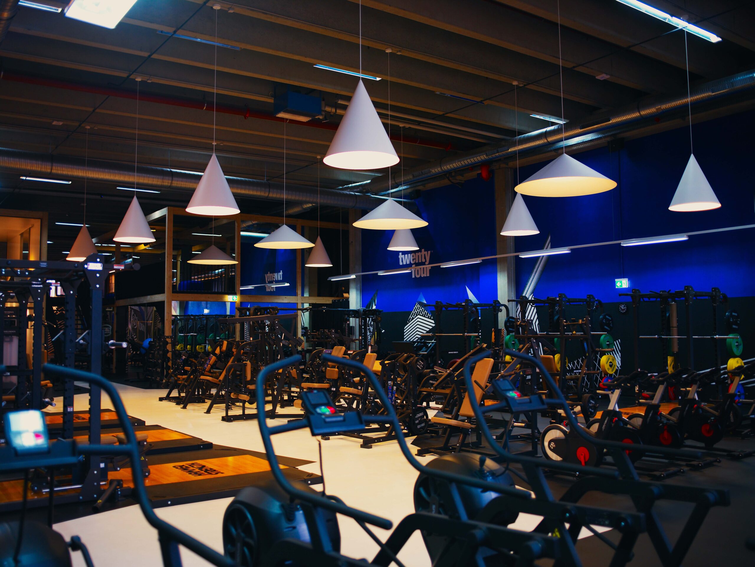 Fitnessstudio Ludwigsburg, Fitness Ludwigsburg, Fitnessclub Ludwigsburg, Fußball Ludwigsburg, Basketball Ludwigsburg, Badminton Ludwigsburg, Powerlifting Ludwigsburg, Powerlifting Ludwigsburg